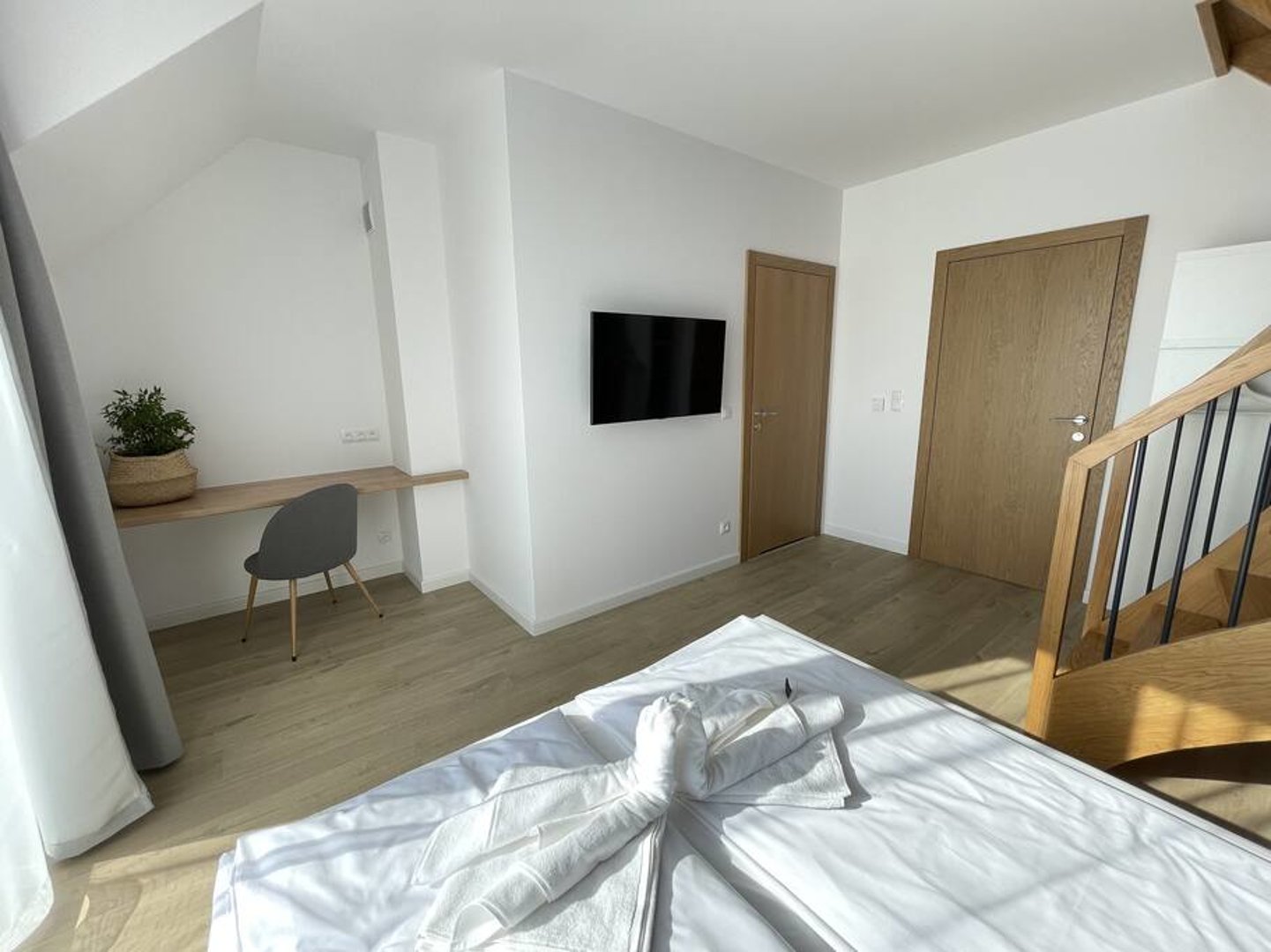 Między Wodami Tomasz Tarasiuk - 6